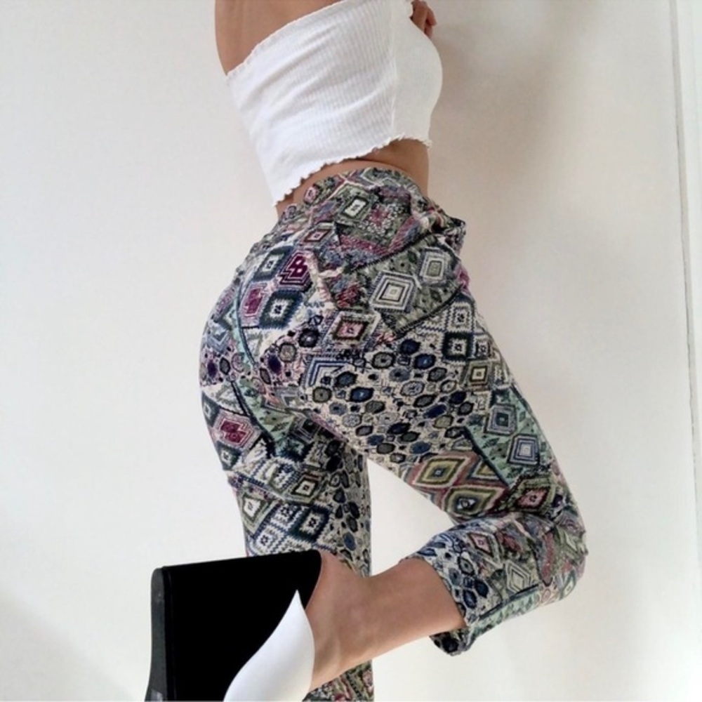 Capri eclectic fun print pants
